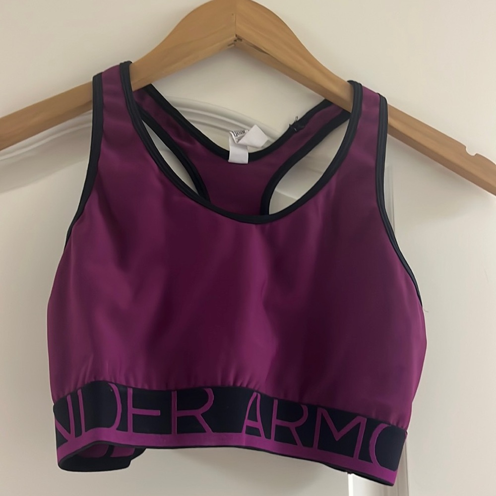 Under Armor Maroon Racerback Sports Bra Size Medium
